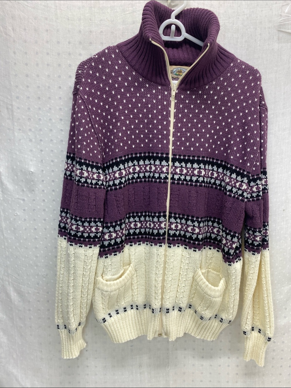 Women’s Purple and Cream Zip-Up Fair Isle Sweater Cableknit Patch Pockets Zip Up